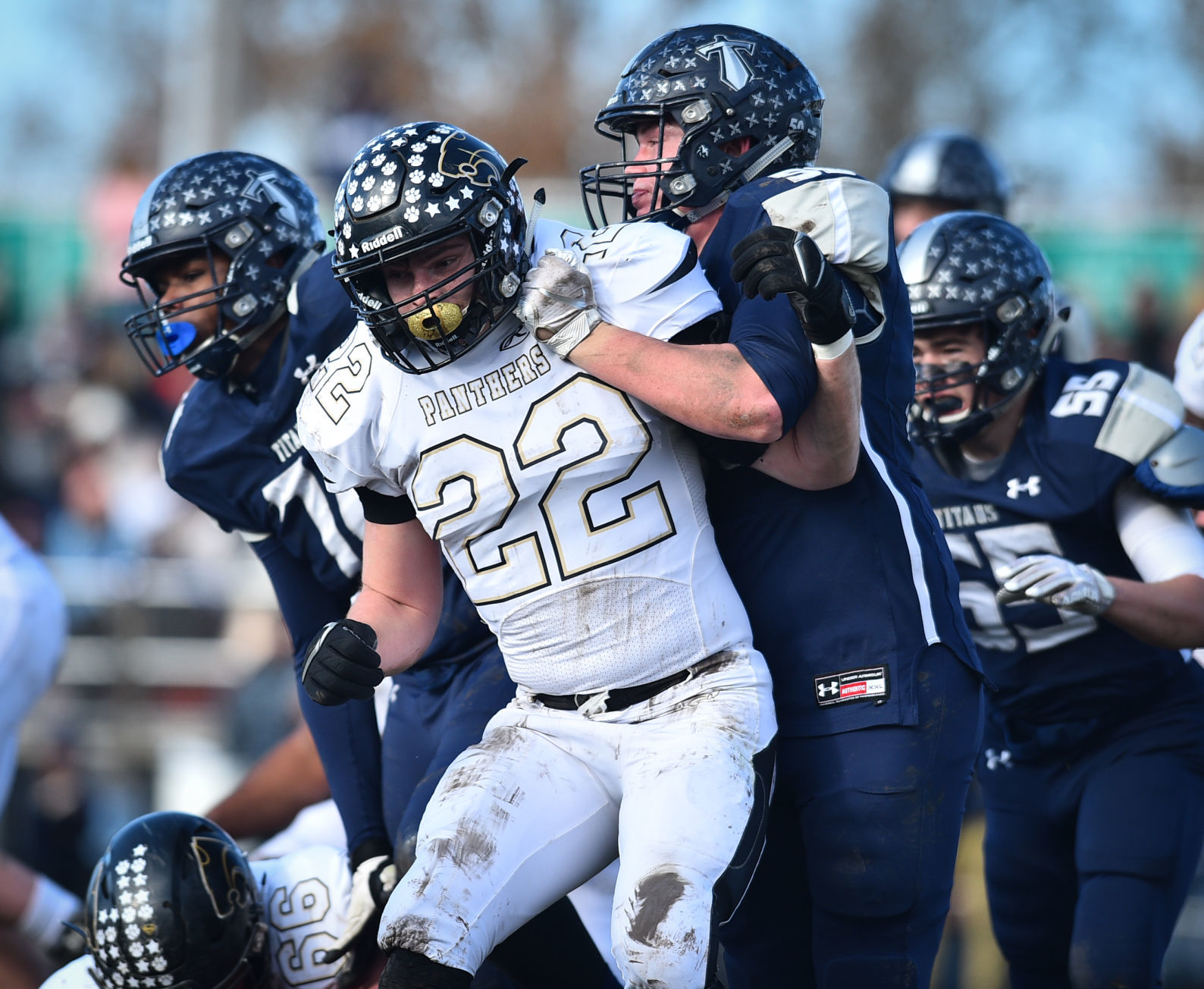 112319-mda-spt-aw-football-009a.jpg